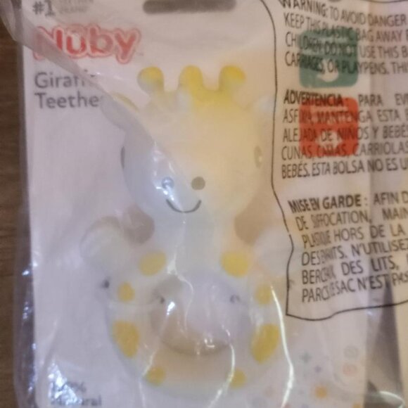 Nuby Natural Rubber Teether - Giraffe - Picture 5 of 5